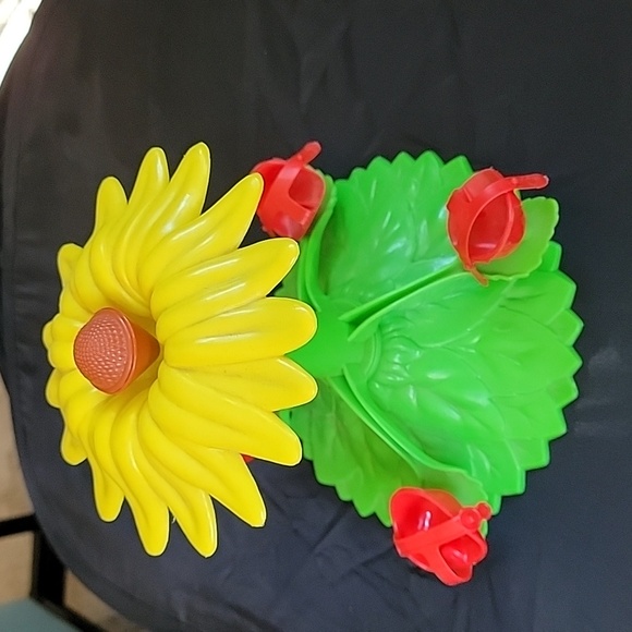 Strawberry Shortcake Sunflower Carousel Merry Go Round - VINTAGE - Picture 1 of 7